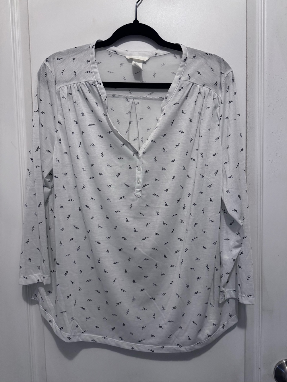 H&M White Henley Tunic with Tiny Black Leaf Motif
